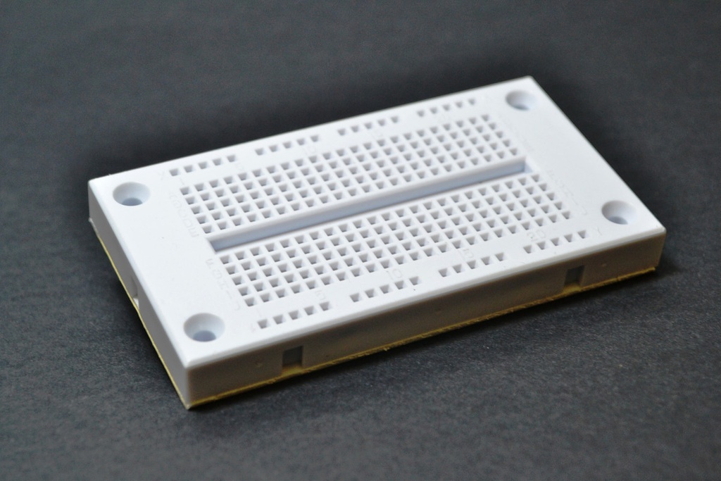 PROTOBOARD 270 PUNTOS