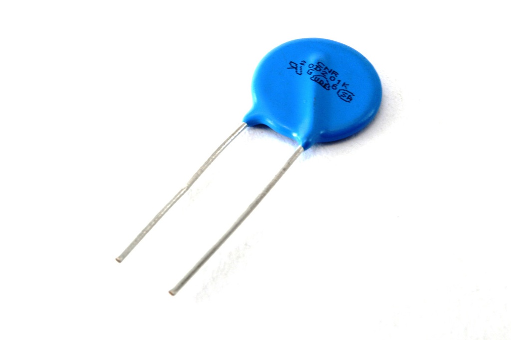 VARISTOR 20mm 20N201K