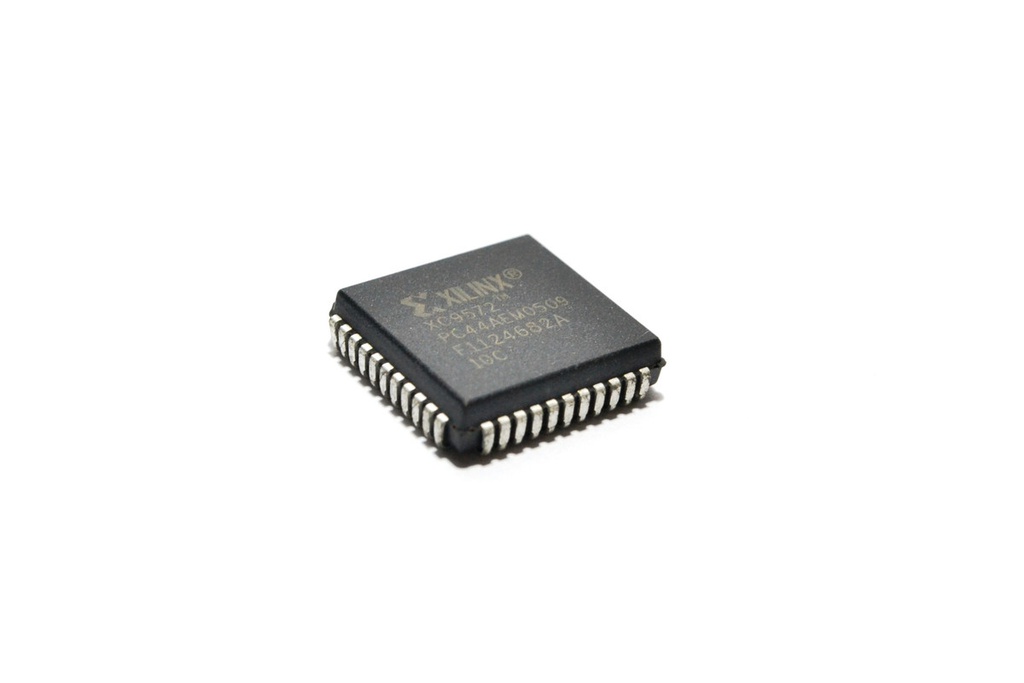 CIRC. INTEGRADO IN-SYSTEM PROGRAMMABLE CPLD