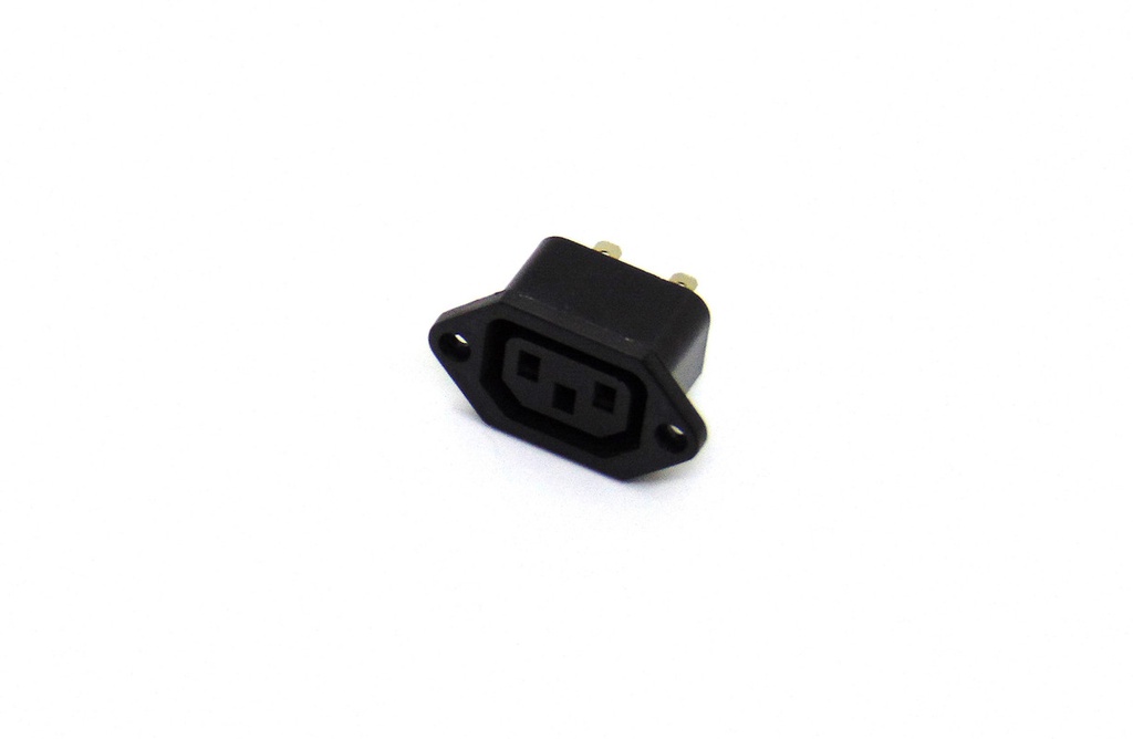HEMBRA TIPO PC P/CHASIS 220V
