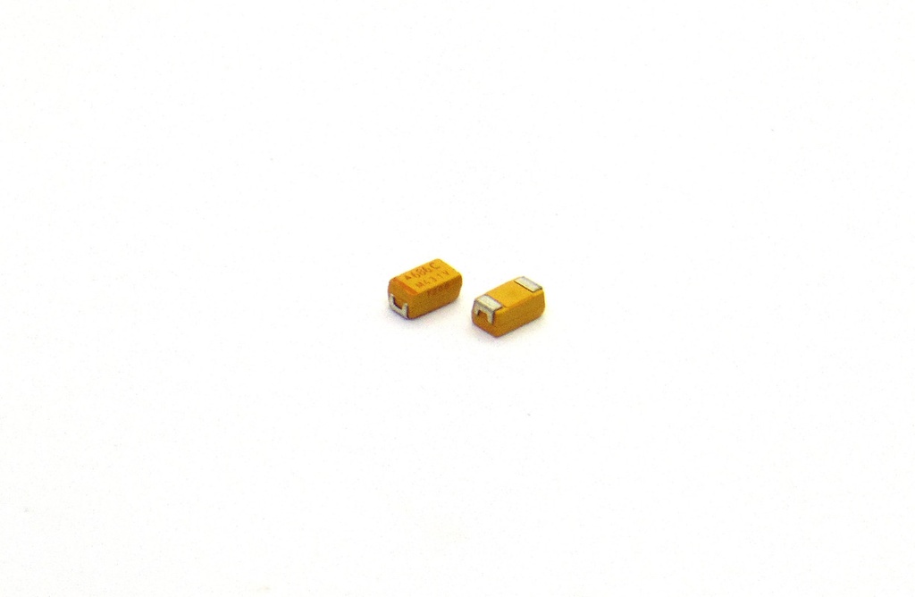 CAP. TANTALIO SMD 68uF 16V