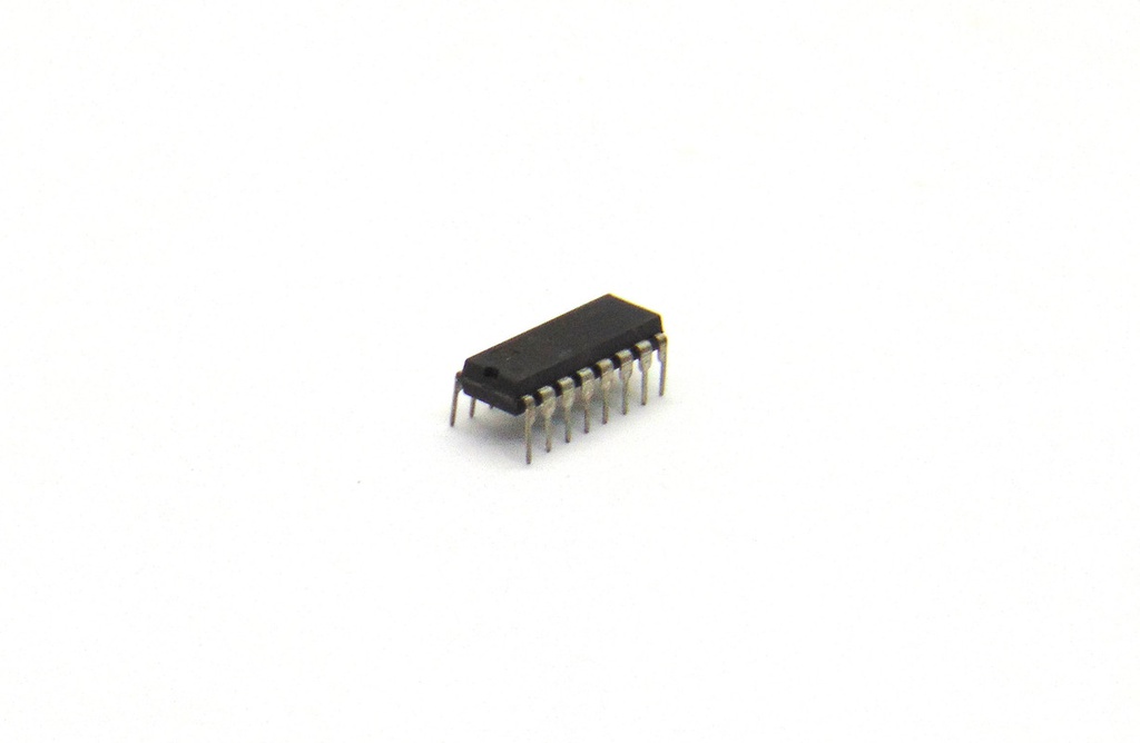 CIRC. INTEGRADO QUAD LINE DRIVER