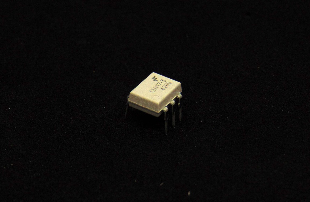 OPTO TRANSISTOR SIMPLE